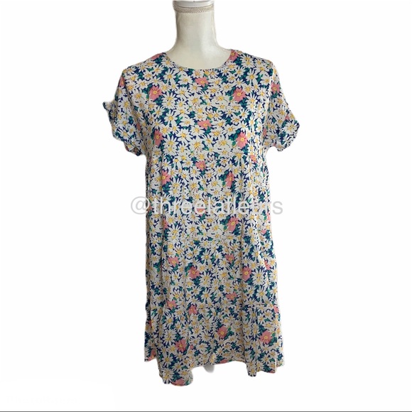 Smocked Ruffle multi Floral Print Dress - Picture 4 of 8